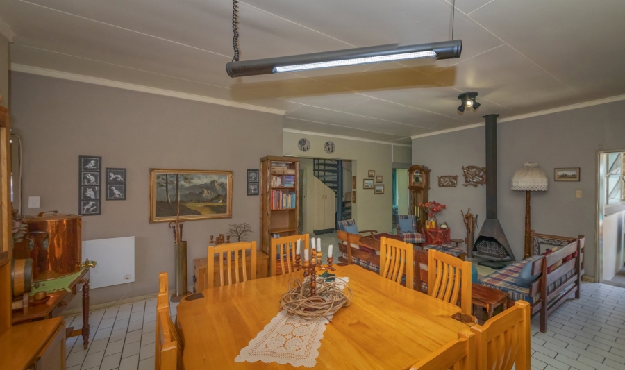 5 Bedroom Property for Sale in Jordania Free State